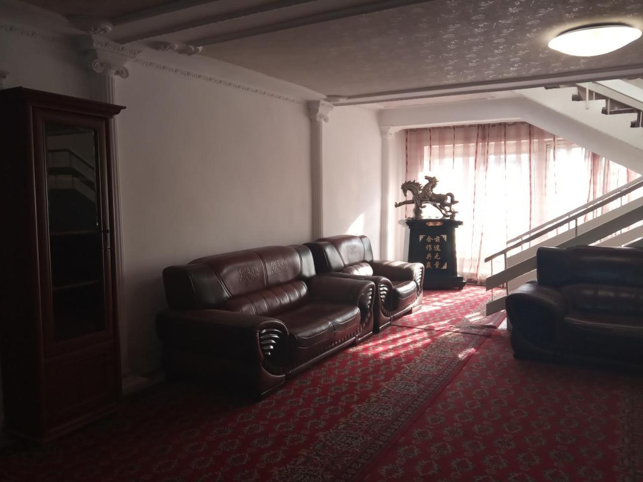 אלמטי Panainn Hotel מראה חיצוני תמונה